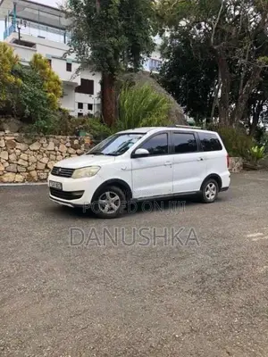 DFSK Glory 330 2016 SUV (Used)