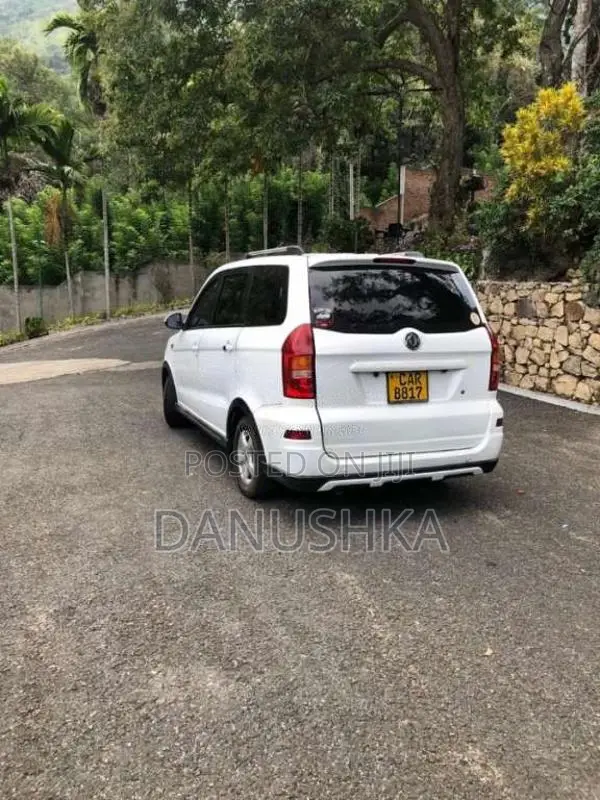DFSK Glory 330 2016 SUV (Used)