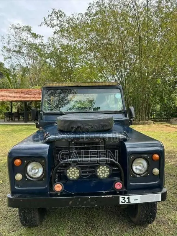 Land-Rover 109 1975 SUV (Used)