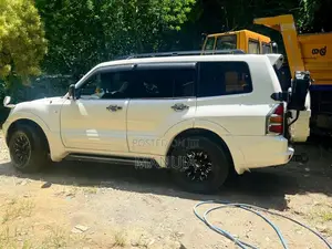 Mitsubishi Montero 2001 SUV (Used)
