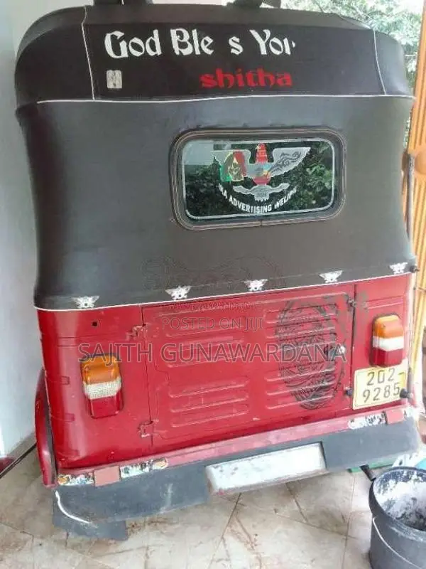 Bajaj RE 1995 Three Wheel (Used)