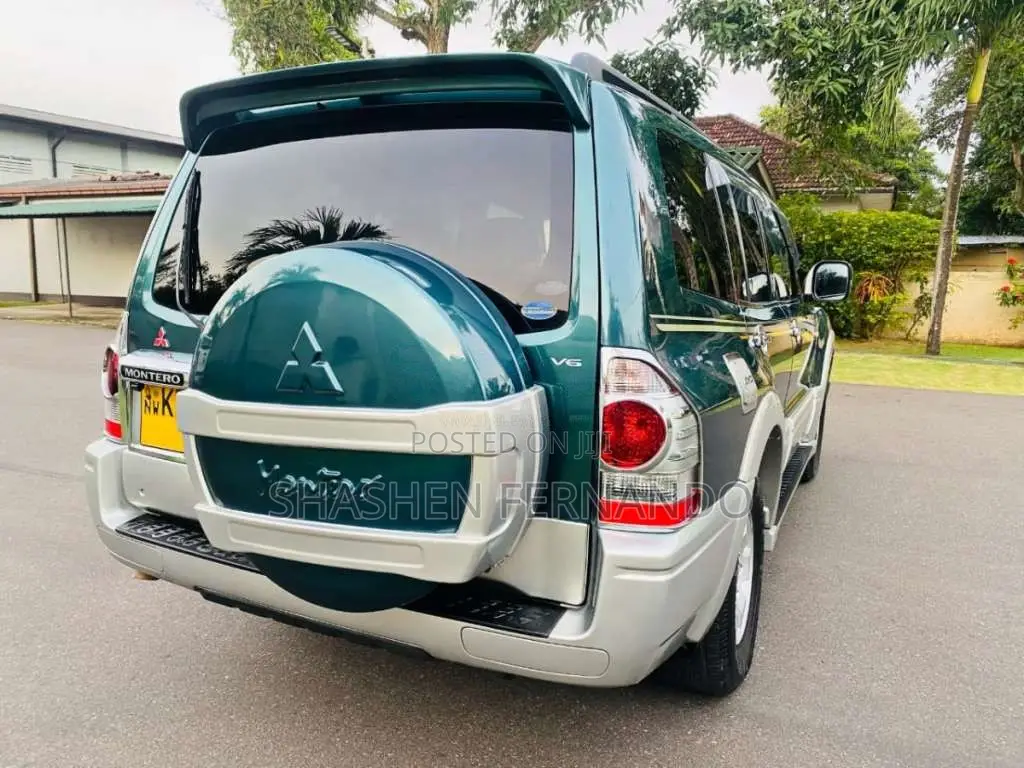 Mitsubishi Montero 2003 SUV (Used)