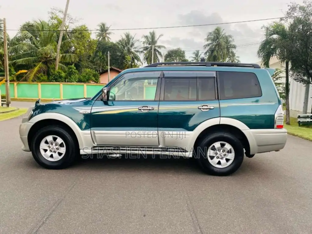 Mitsubishi Montero 2003 SUV (Used)