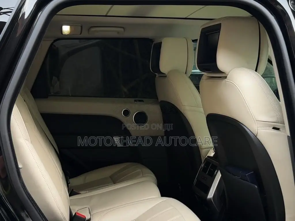 Land-Rover Range Rover Sport 2018 SUV (Used)