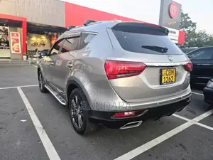 DFSK Glory I-Auto 2022 SUV (Used)
