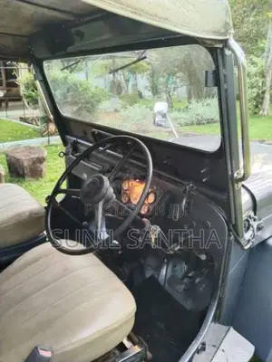 Mitsubishi 4DR5 1969 SUV (Used)