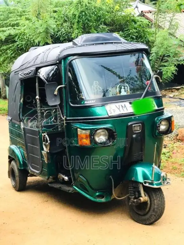 Bajaj RE 205 2011 Three Wheel (Used)