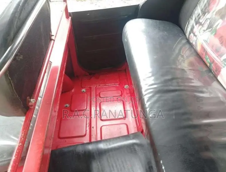 Bajaj 4 Stroke 2015 Three Wheel (Used)