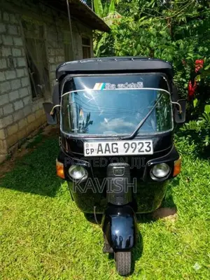 Bajaj RE 205 2012 Three Wheel (Used)