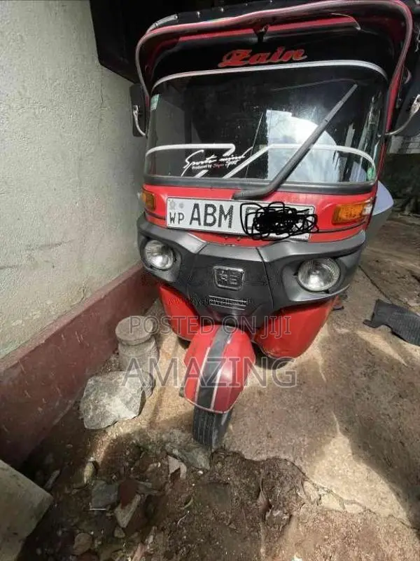 Bajaj Re 2016 Three Wheel (Used)