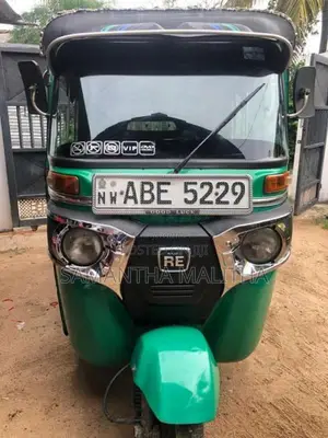 Bajaj 4 Stroke 2015 Three Wheel (Used)