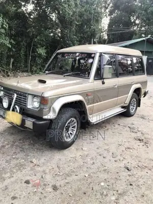 Mitsubishi Pajero 1987 SUV (Used)