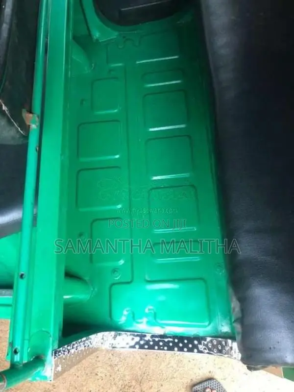 Bajaj 4 Stroke 2015 Three Wheel (Used)
