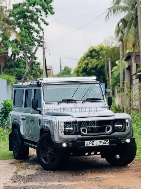 Land-Rover Defender 110 KAHN 2.2 PUMA 2008 SUV (Used)