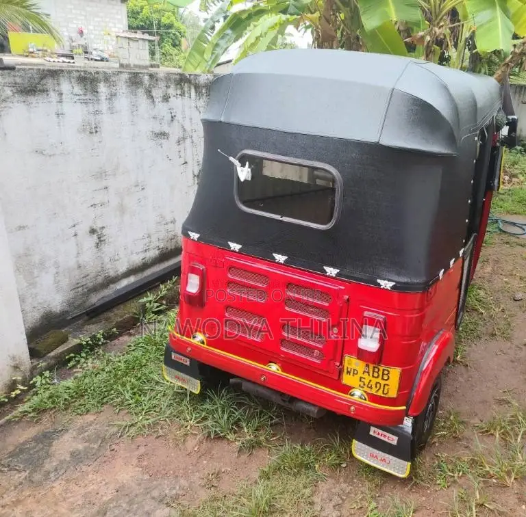 Bajaj RE 2015 Three Wheel (Used)