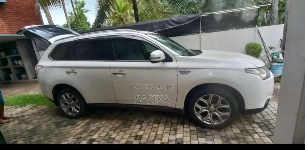 Mitsubishi Outlander 2015 SUV (Used)