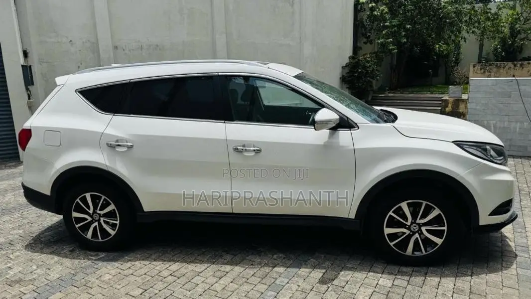 DFSK Glory 580 2021 SUV (Used)