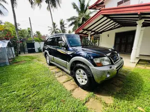 Mitsubishi Montero 2003 SUV (Used)