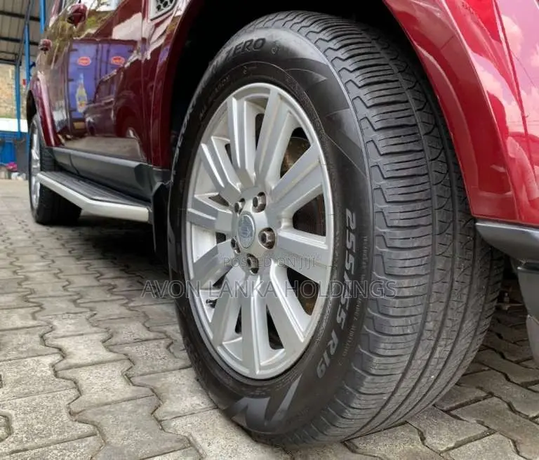 Land-Rover Discovery 4 2016 SUV (Used)
