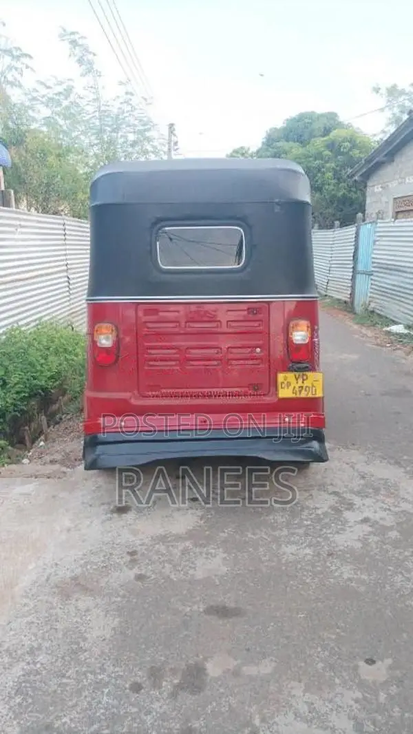 TVS King 2012 Three Wheel (Used)