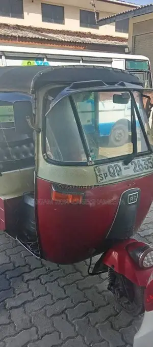 Bajaj RE 2010 Three Wheel (Used)