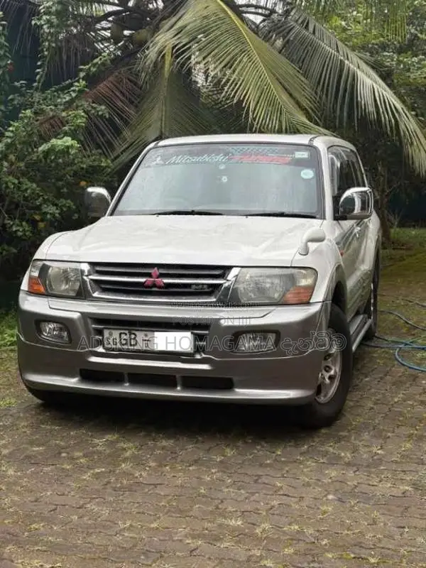 Mitsubishi Montero 2001 SUV (Used)