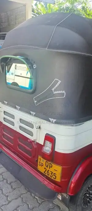 Bajaj RE 2010 Three Wheel (Used)