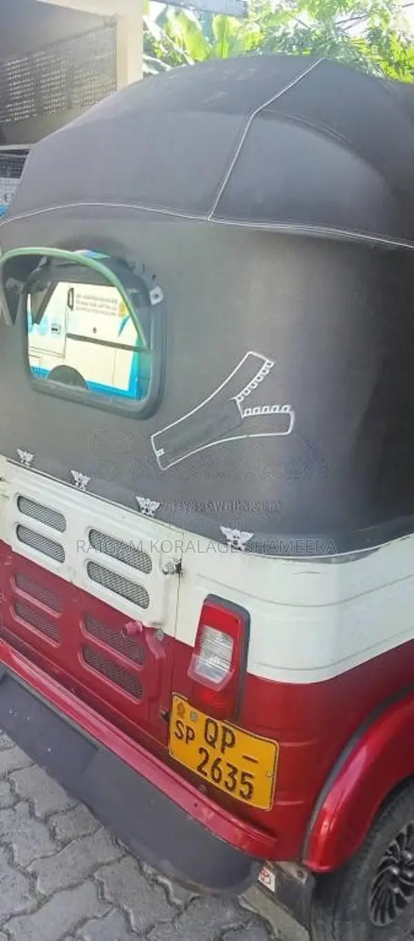 Bajaj RE 2010 Three Wheel (Used)