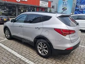 Hyundai Santa Fe 2013 SUV (Used)
