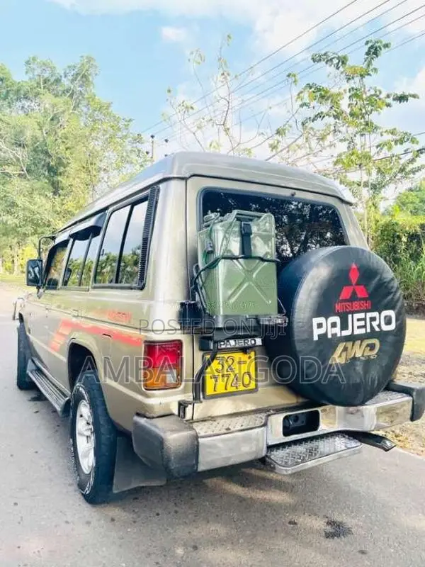 Mitsubishi Mk1 1988 SUV (Used)