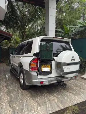 Mitsubishi Montero 2001 SUV (Used)