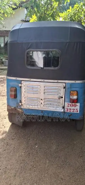 Bajaj 2 Stroke 1994 Three Wheel (Used)