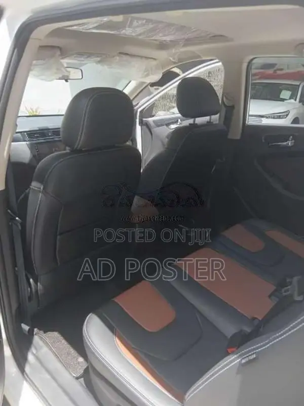 DFSK Glory 580 2023 SUV (Used)