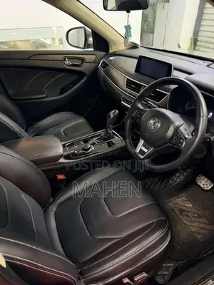 DFSK Glory I-Auto 2022 SUV (Used)