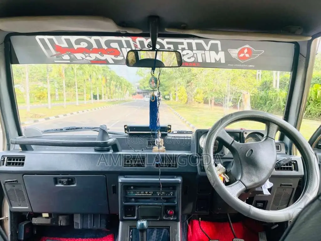 Mitsubishi Mk1 1988 SUV (Used)