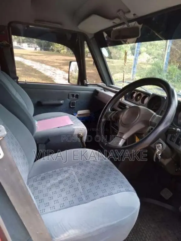 Mitsubishi 4D56 1988 SUV (Used)