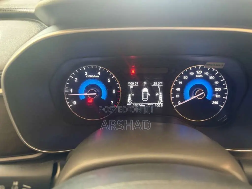 DFSK Glory I-Auto 2024 SUV (Used)