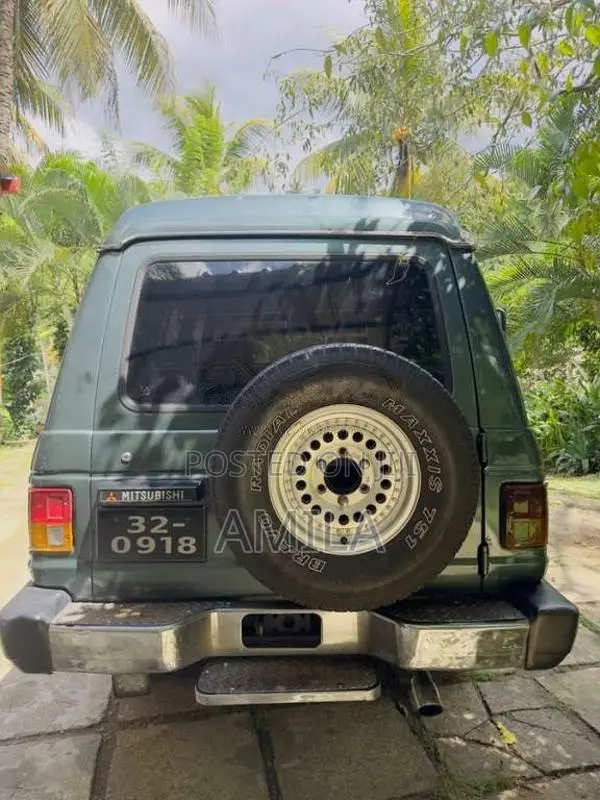 Mitsubishi Pajero 1986 SUV (Used)