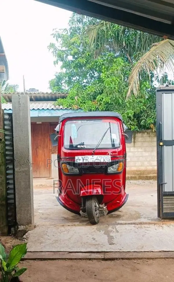 TVS King 2012 Three Wheel (Used)