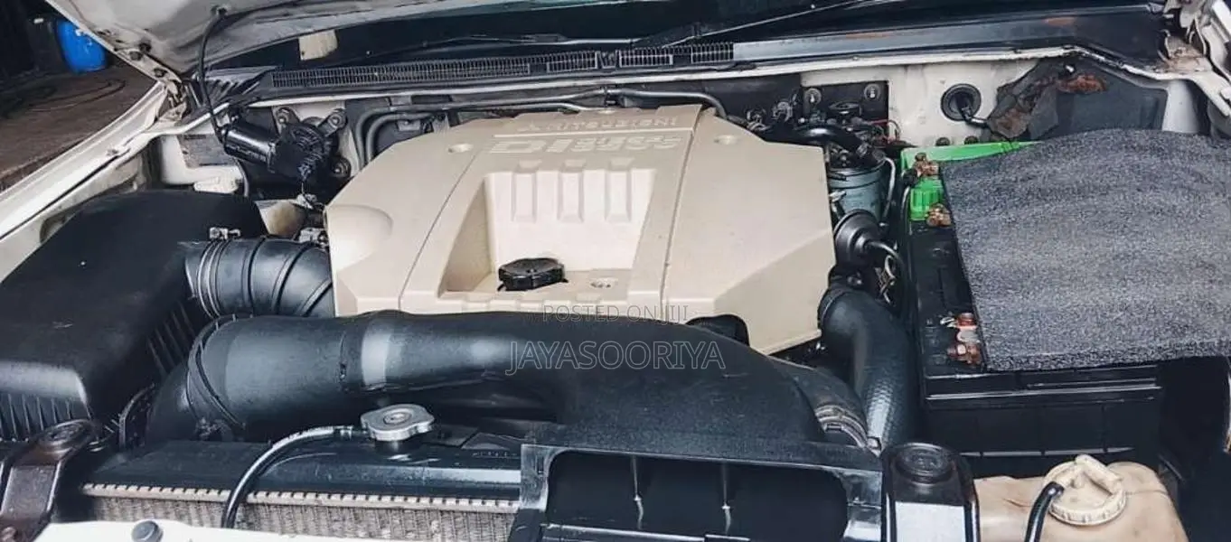 Mitsubishi Montero Exceed 2000 SUV (Used)