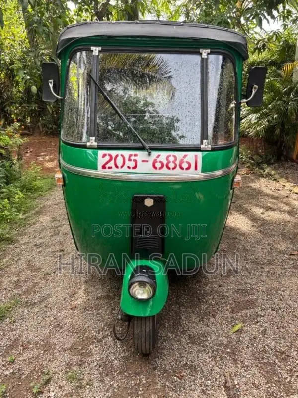 Bajaj RE 2004 Three Wheel (Used)