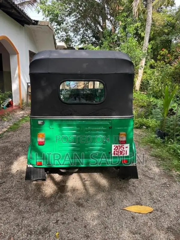 Bajaj RE 2004 Three Wheel (Used)