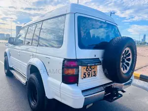 Mitsubishi Montero 1999 SUV (Used)