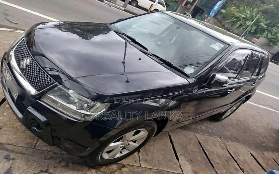 Suzuki Vitara 2012 SUV (Used)