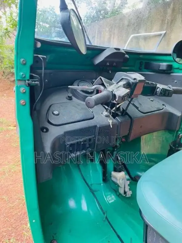 Bajaj RE 2014 Three Wheel (Used)