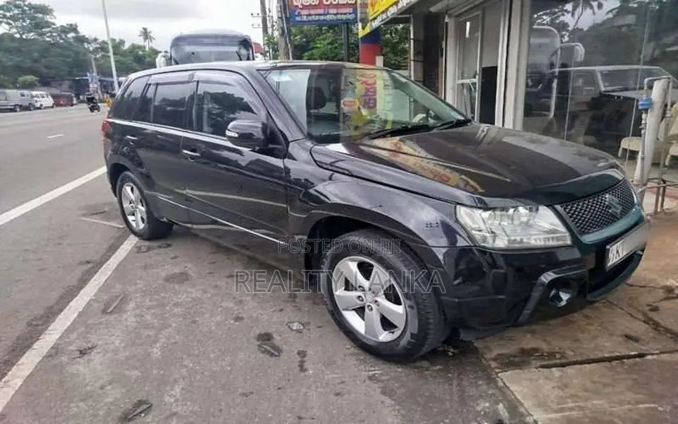 Suzuki Vitara 2012 SUV (Used)