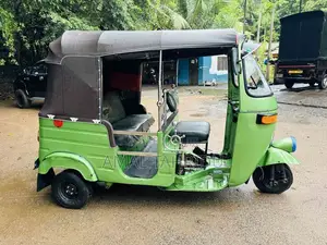 Bajaj RE 2006 Three Wheel (Used)