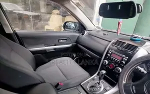 Suzuki Vitara 2012 SUV (Used)
