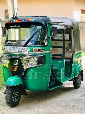 Bajaj Re 205 2016 Three Wheel (Used)