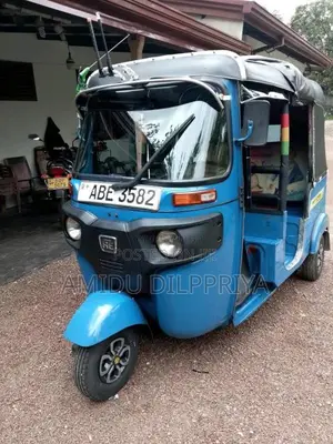 Bajaj RE 2015 Three Wheel (Used)